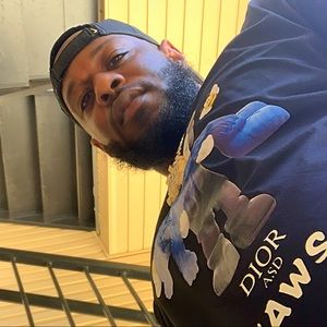 Meet your Posher, Wayne